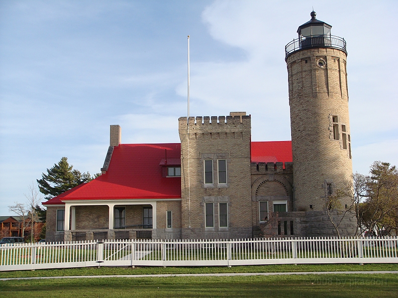 237 Memorial Day [2008 May 23].JPG - Scenes of the Mackinac Bridge.